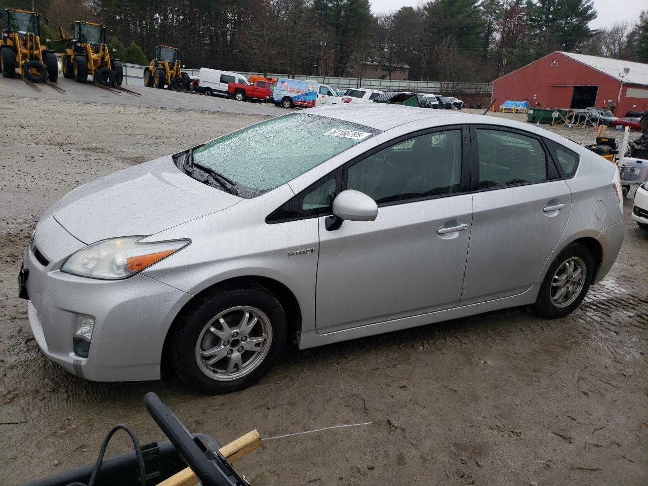 TOYOTA PRIUS 2011