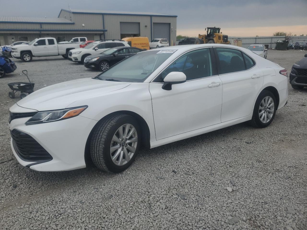TOYOTA CAMRY L 2019