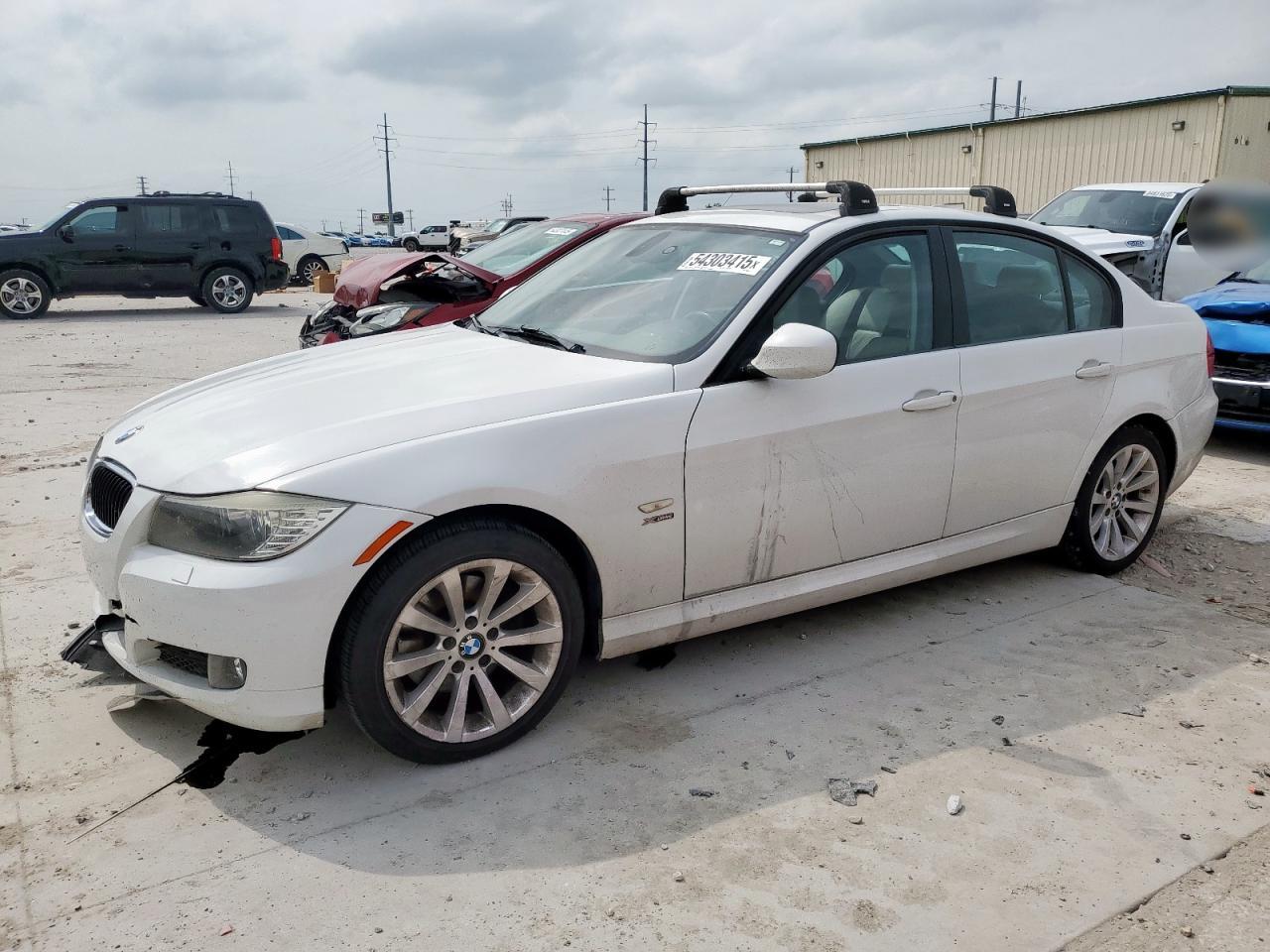 BMW 328 XI 2011