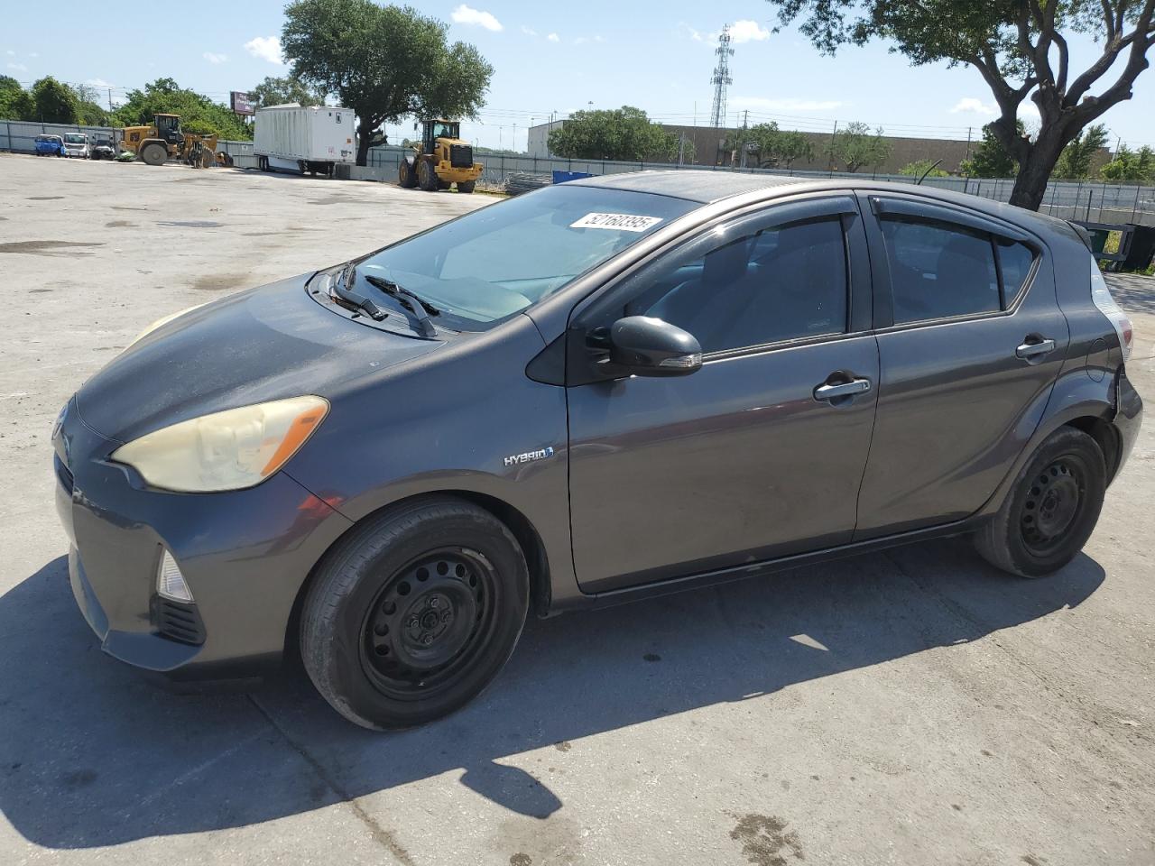 TOYOTA PRIUS C 2012