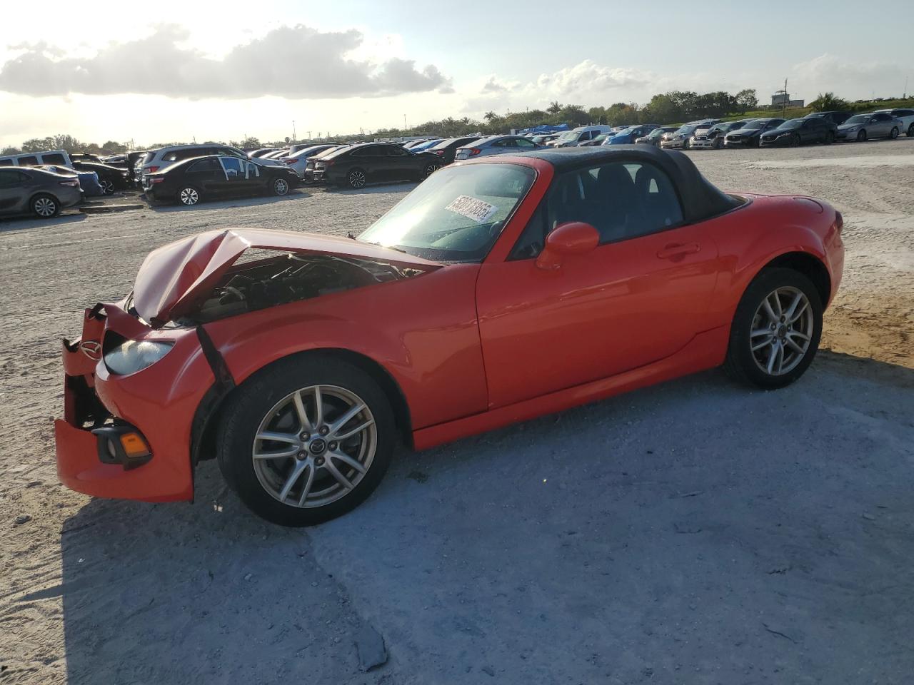 MAZDA MX-5 MIATA 2013