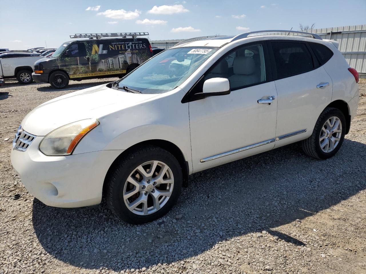 NISSAN ROGUE S 2011