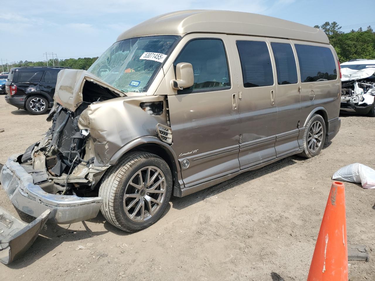 CHEVROLET EXPRESS G1 2013