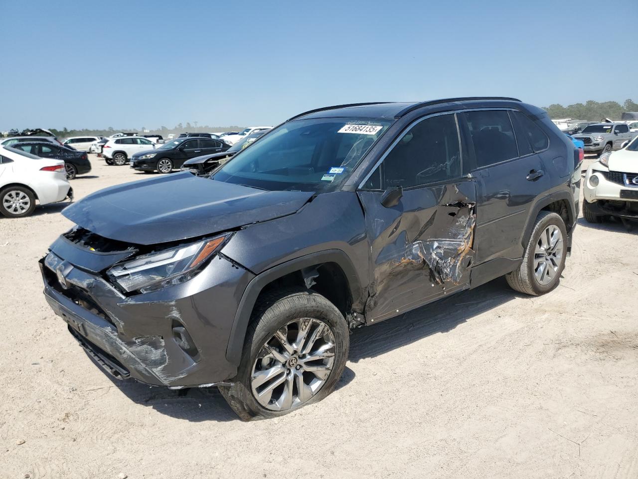 TOYOTA RAV4 XLE P 2024