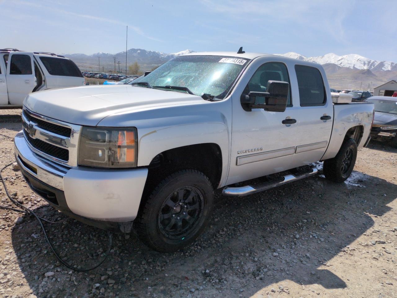 CHEVROLET SILVERADO 2011