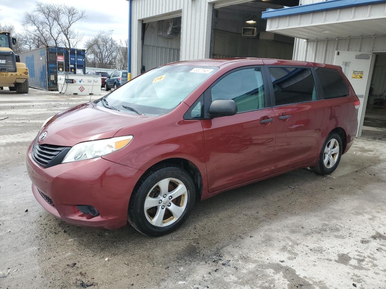 TOYOTA SIENNA 2013