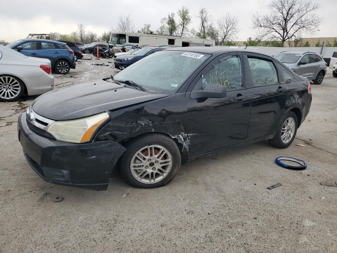 FORD FOCUS SE 2010