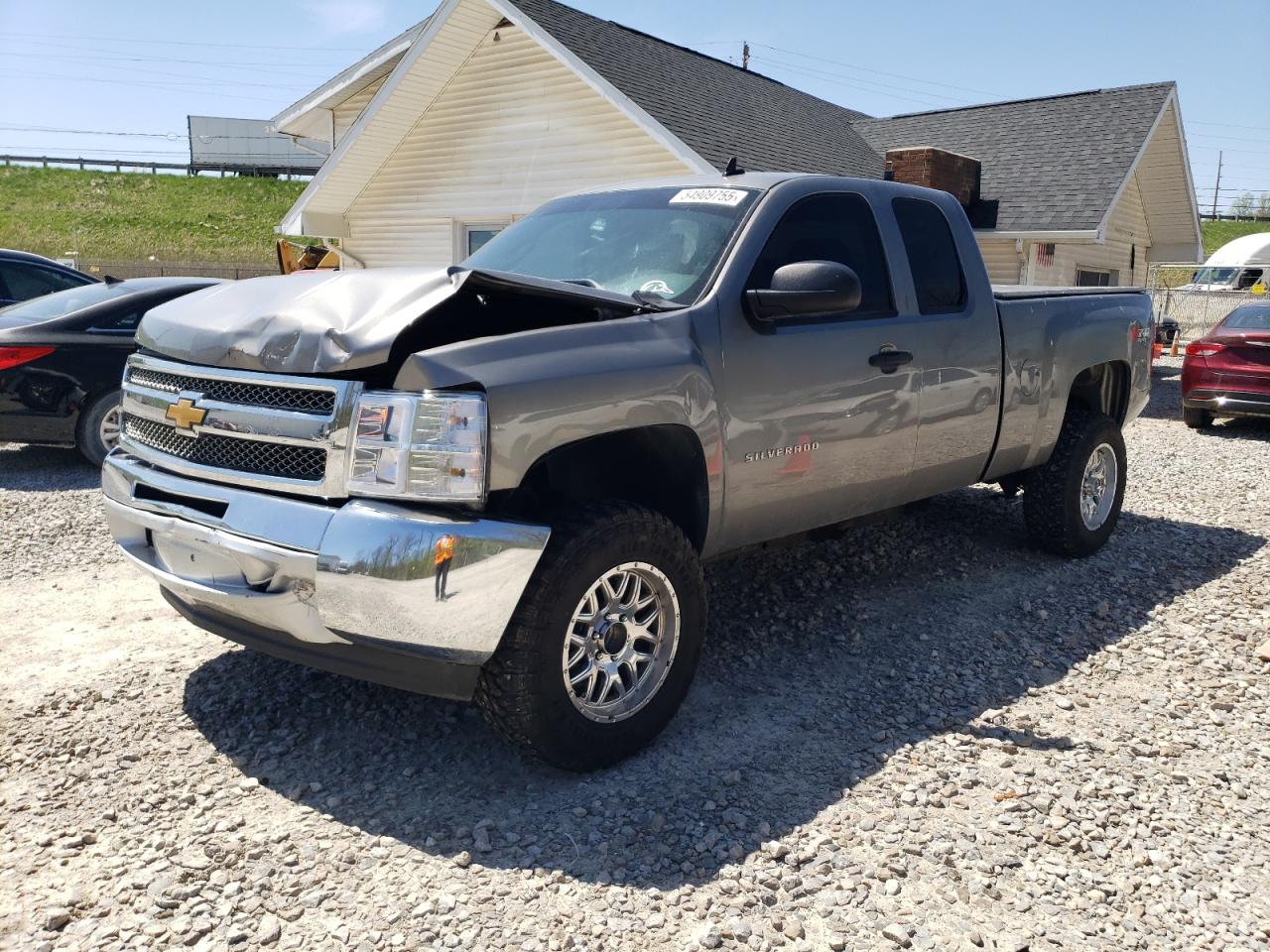 CHEVROLET SILVERADO 2013