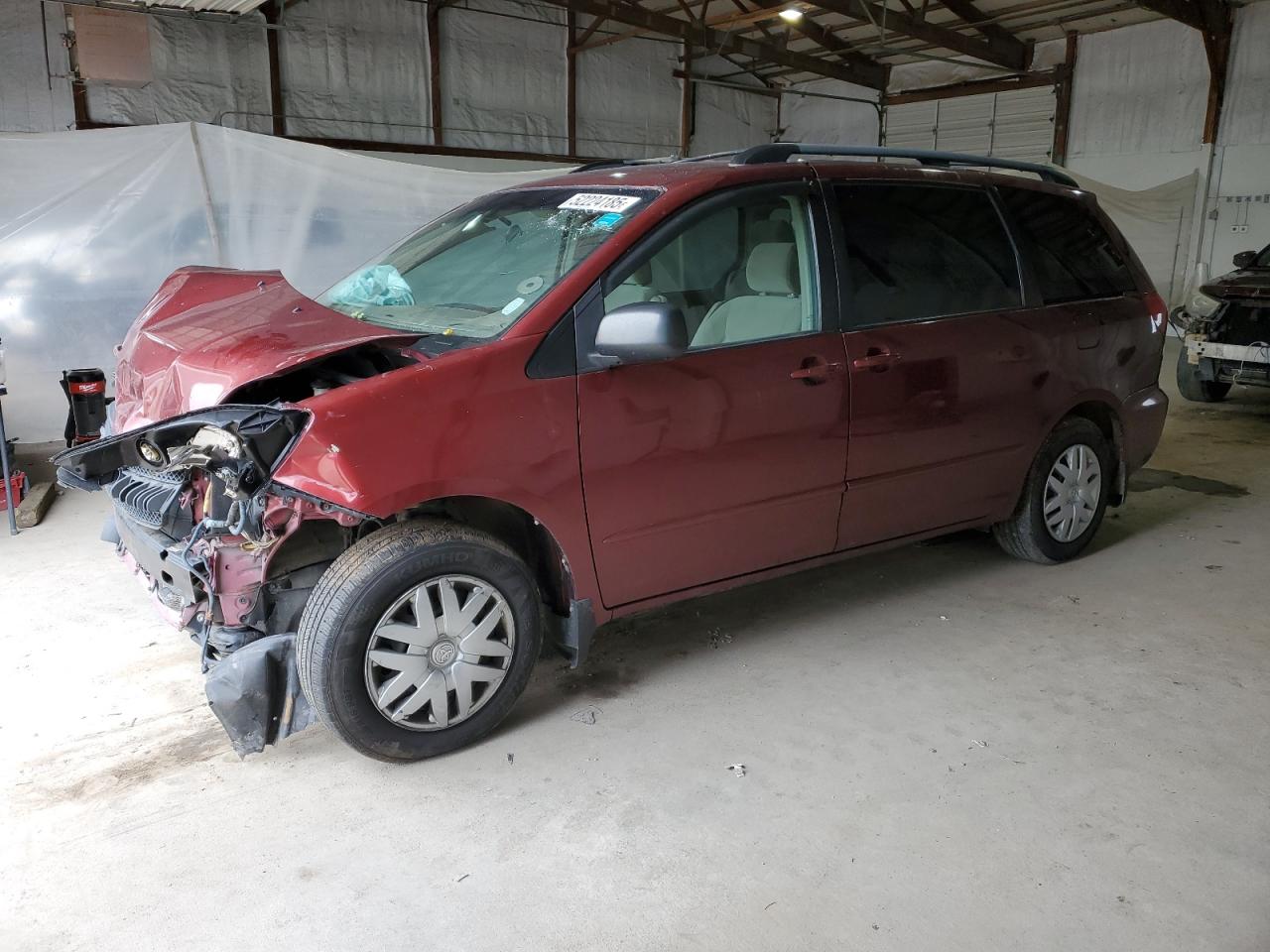 TOYOTA SIENNA 2004