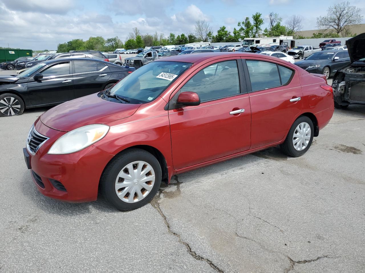 NISSAN VERSA S 2013