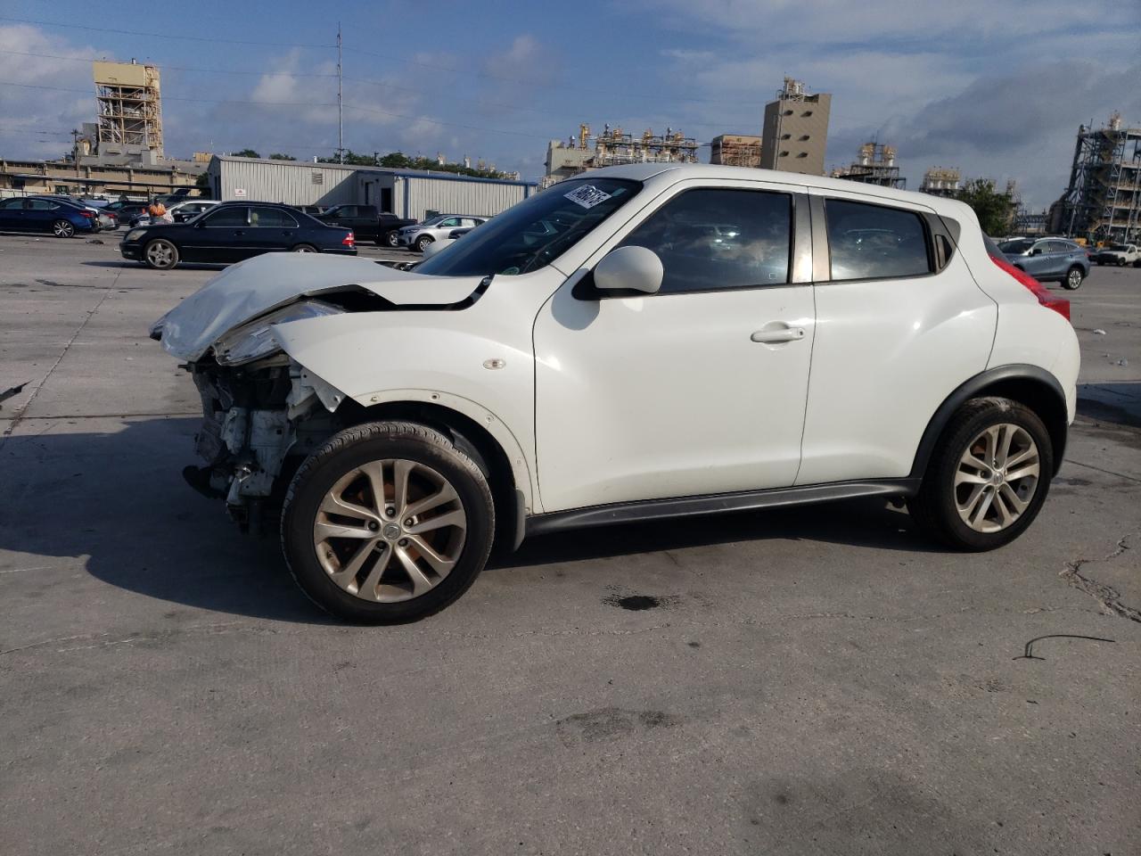NISSAN JUKE S 2013