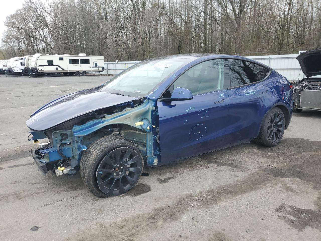 TESLA MODEL Y 2023