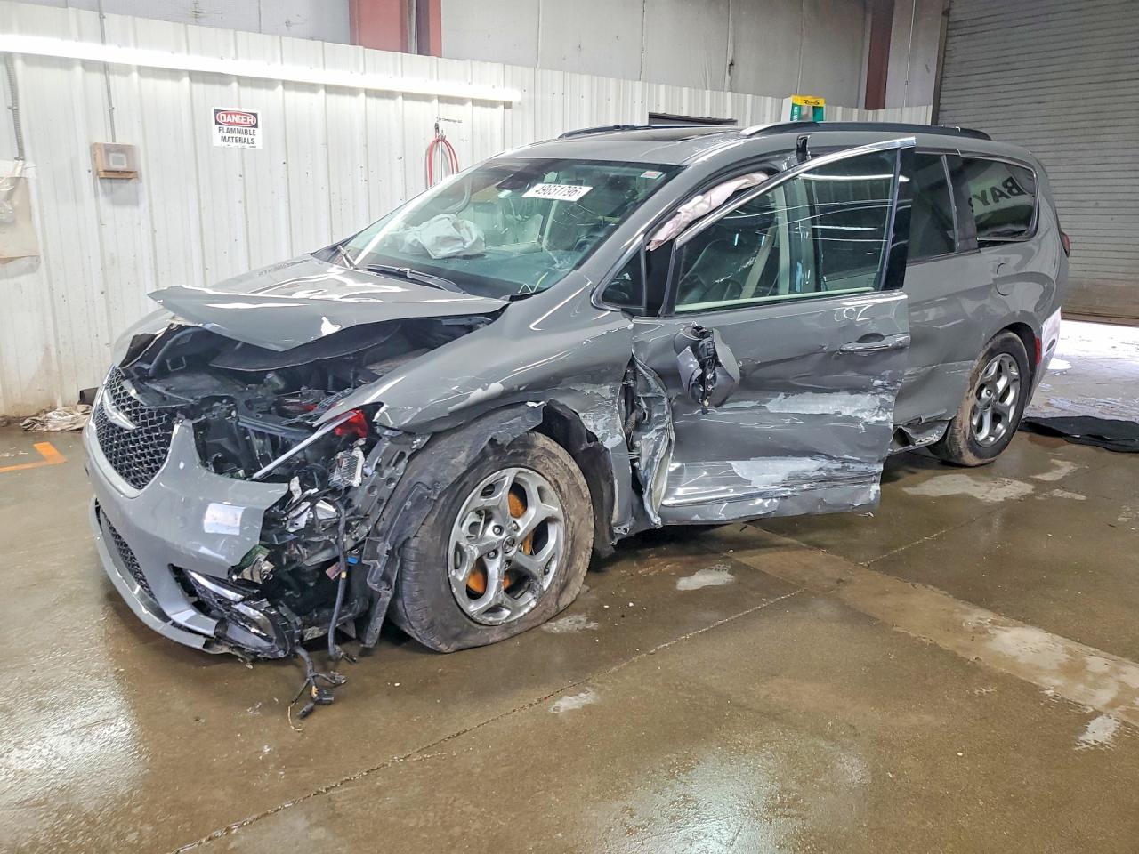 CHRYSLER PACIFICA 2022