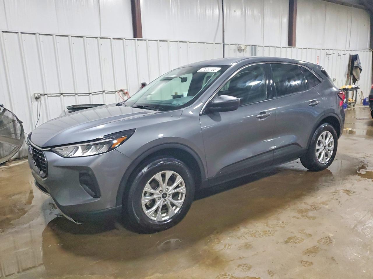 FORD ESCAPE 2024