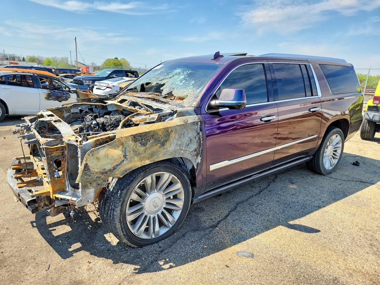 CADILLAC ESCALADE 2017