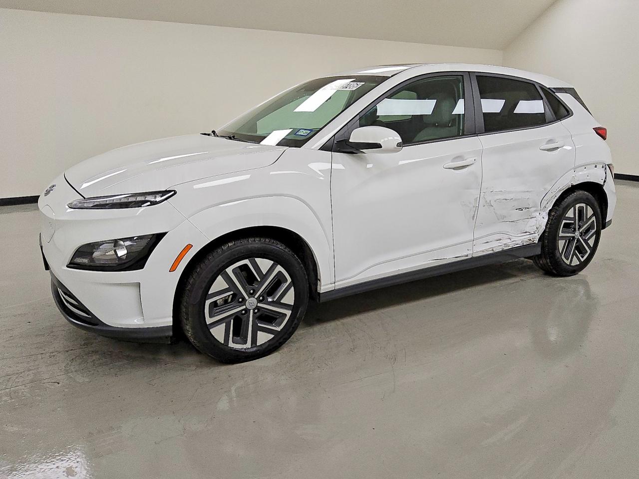 HYUNDAI KONA 2023