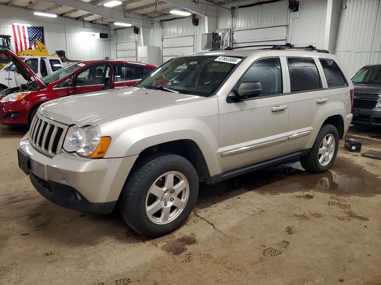 JEEP GRAND CHEROKEE 2010