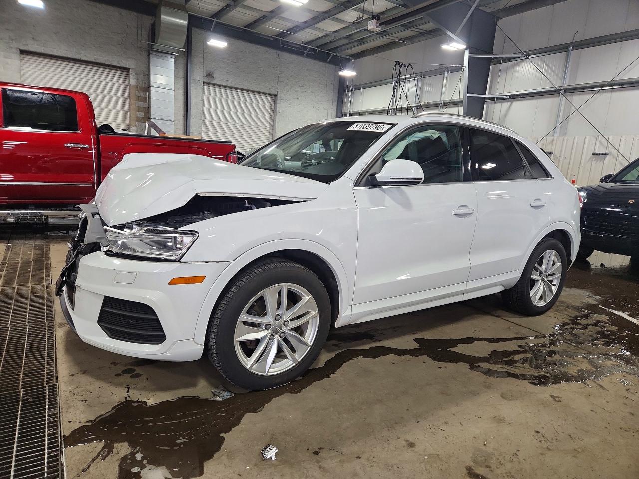 AUDI Q3 2016