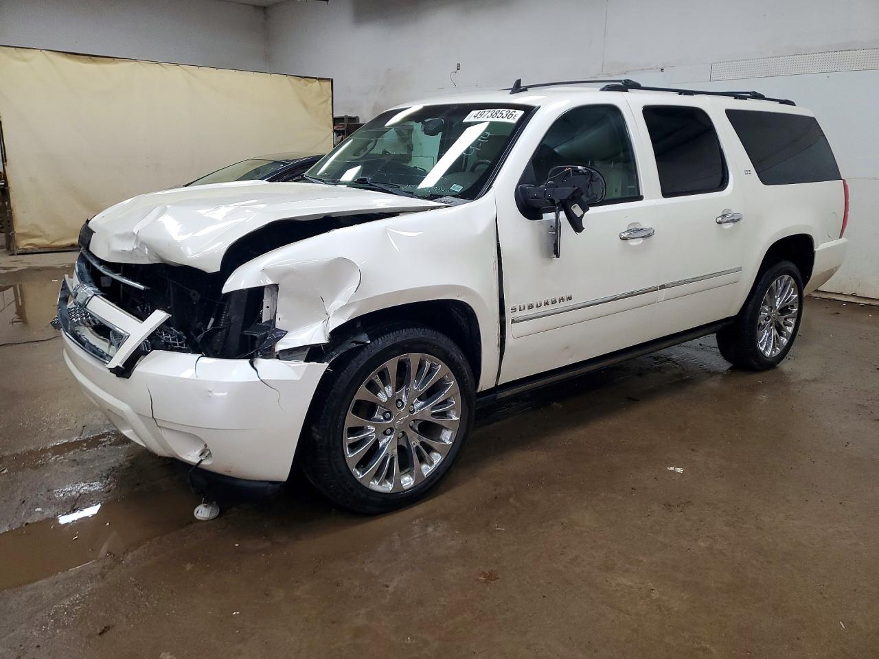 CHEVROLET SUBURBAN 2014