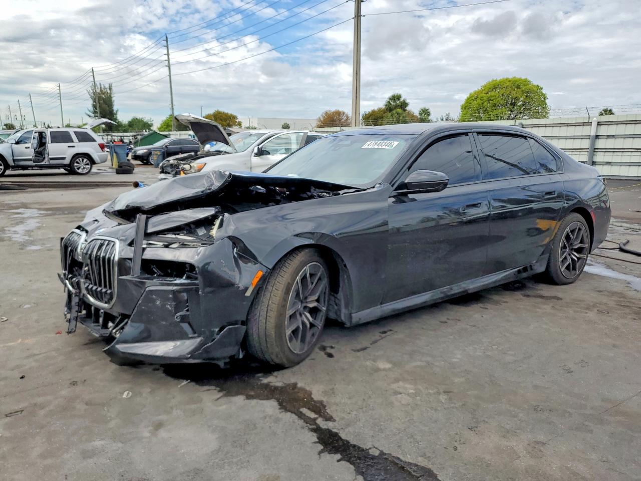 BMW 740 2024