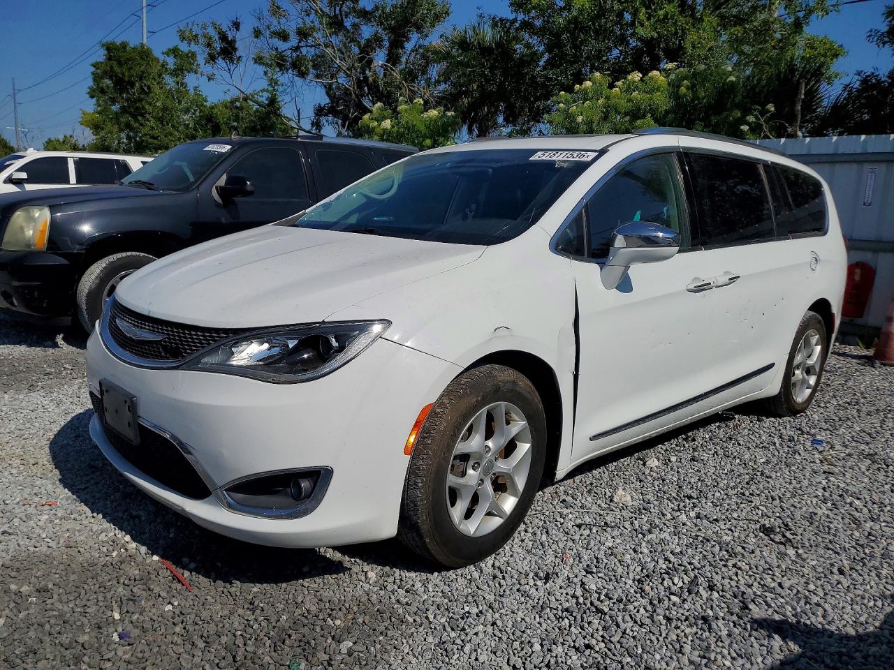 CHRYSLER PACIFICA 2018
