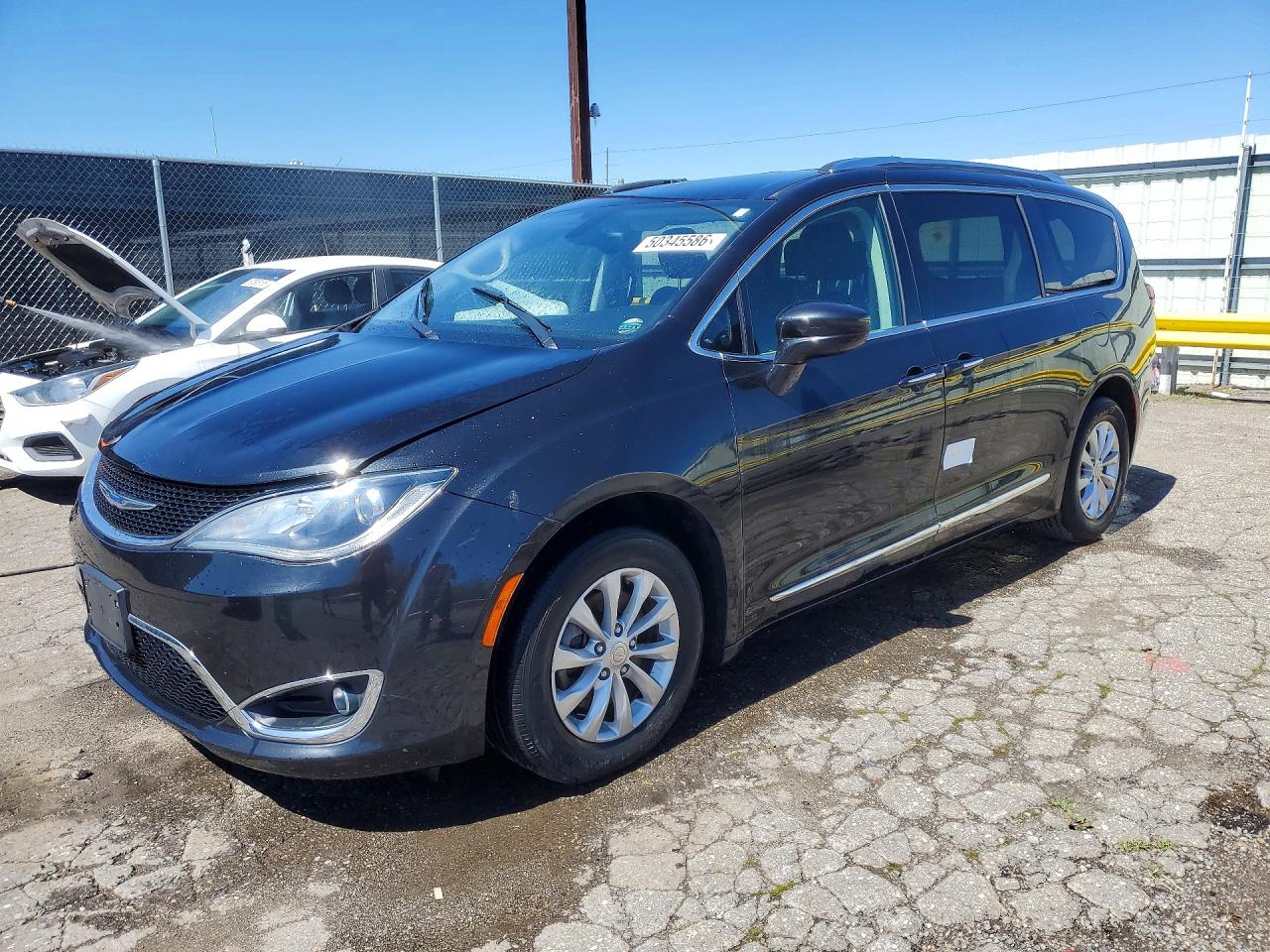 CHRYSLER PACIFICA 2019