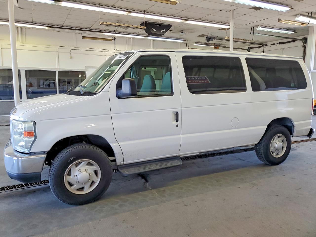 FORD ECONOLINE 2008
