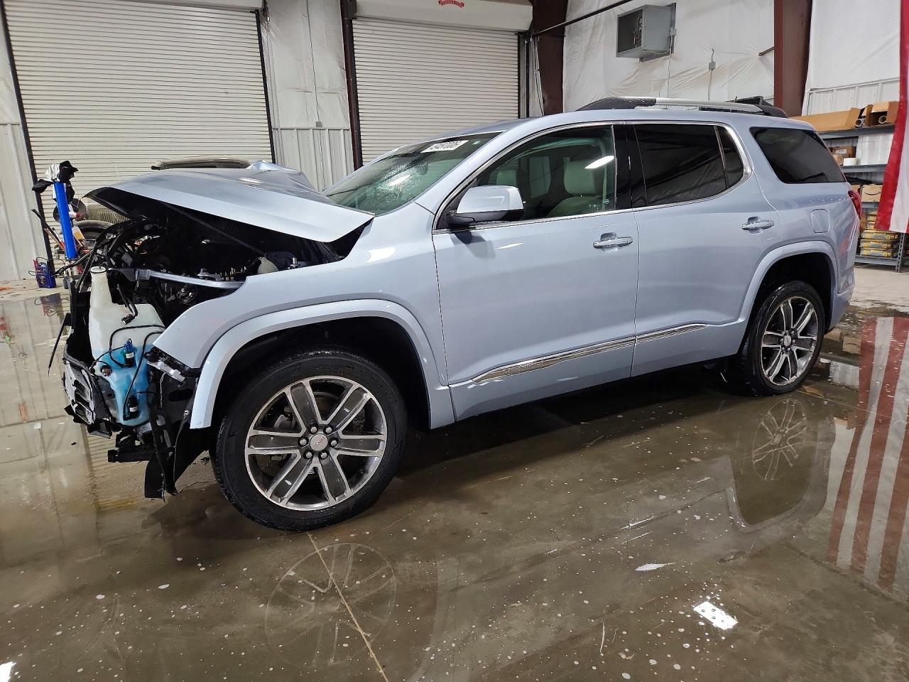 GMC ACADIA 2017