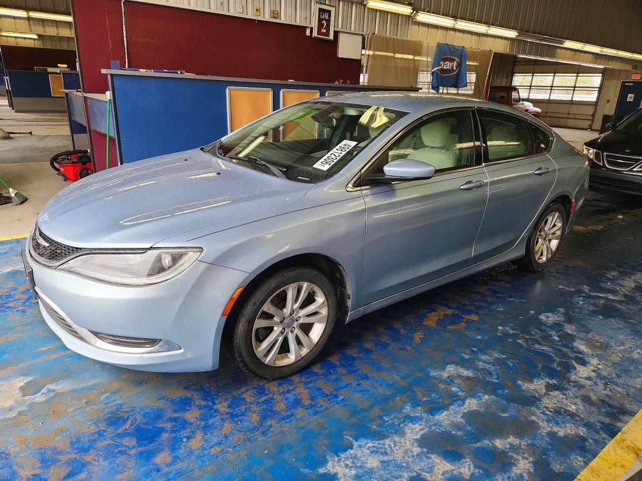 CHRYSLER 200 2015