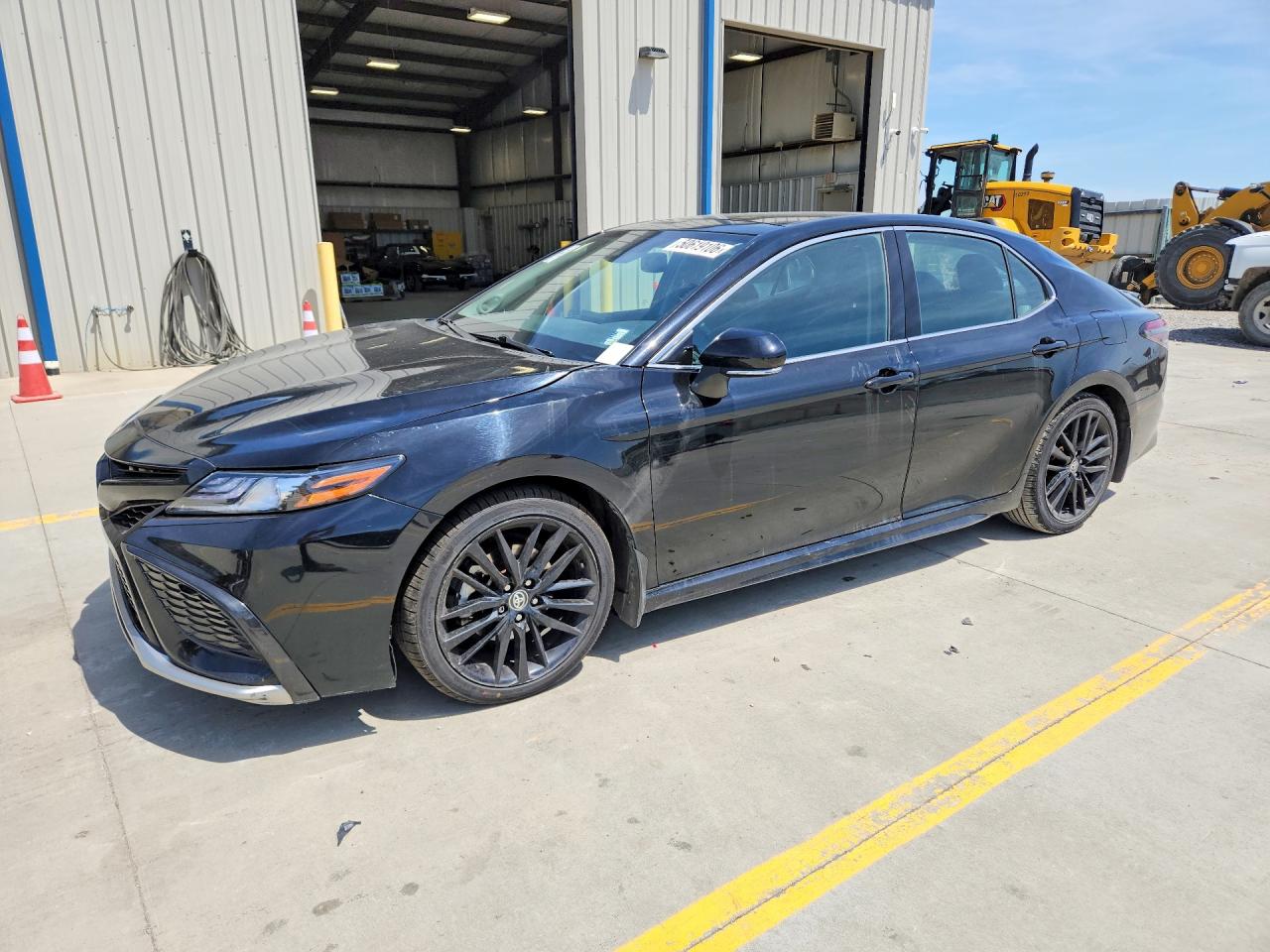 TOYOTA CAMRY 2023