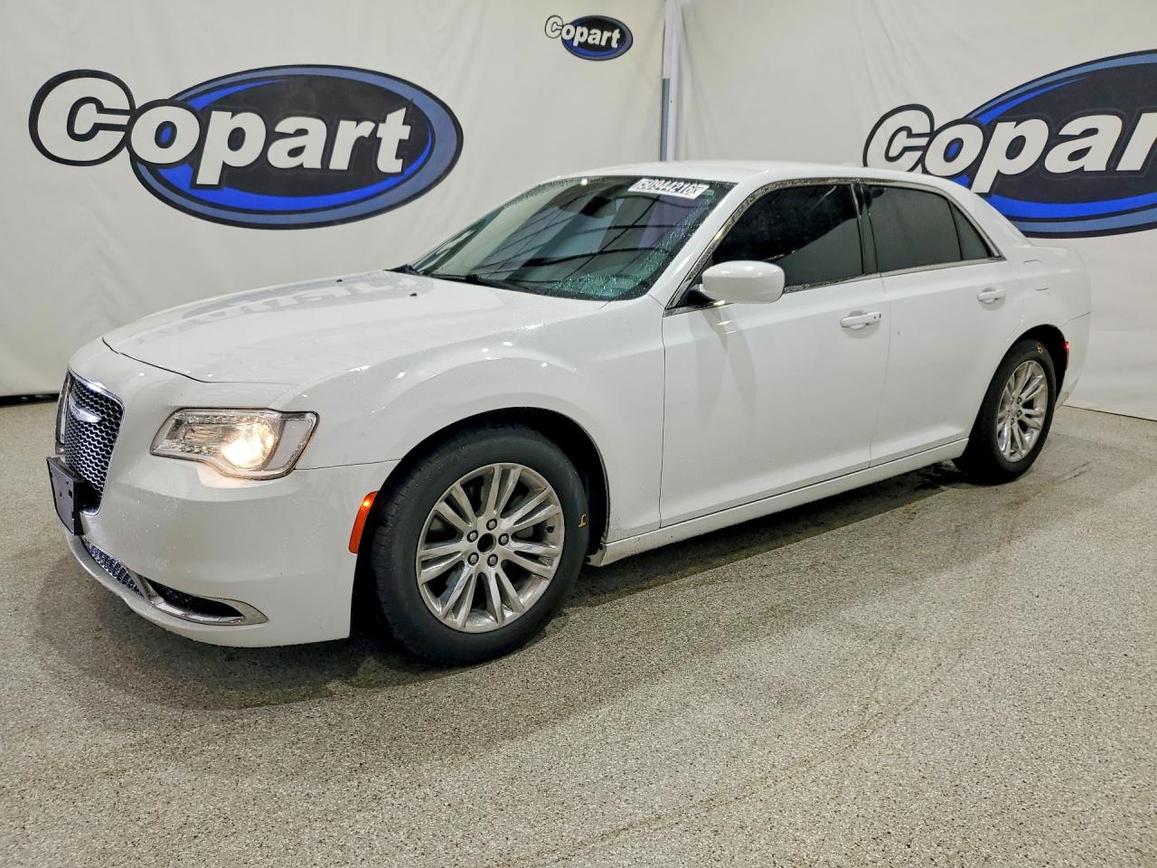CHRYSLER 300 2017