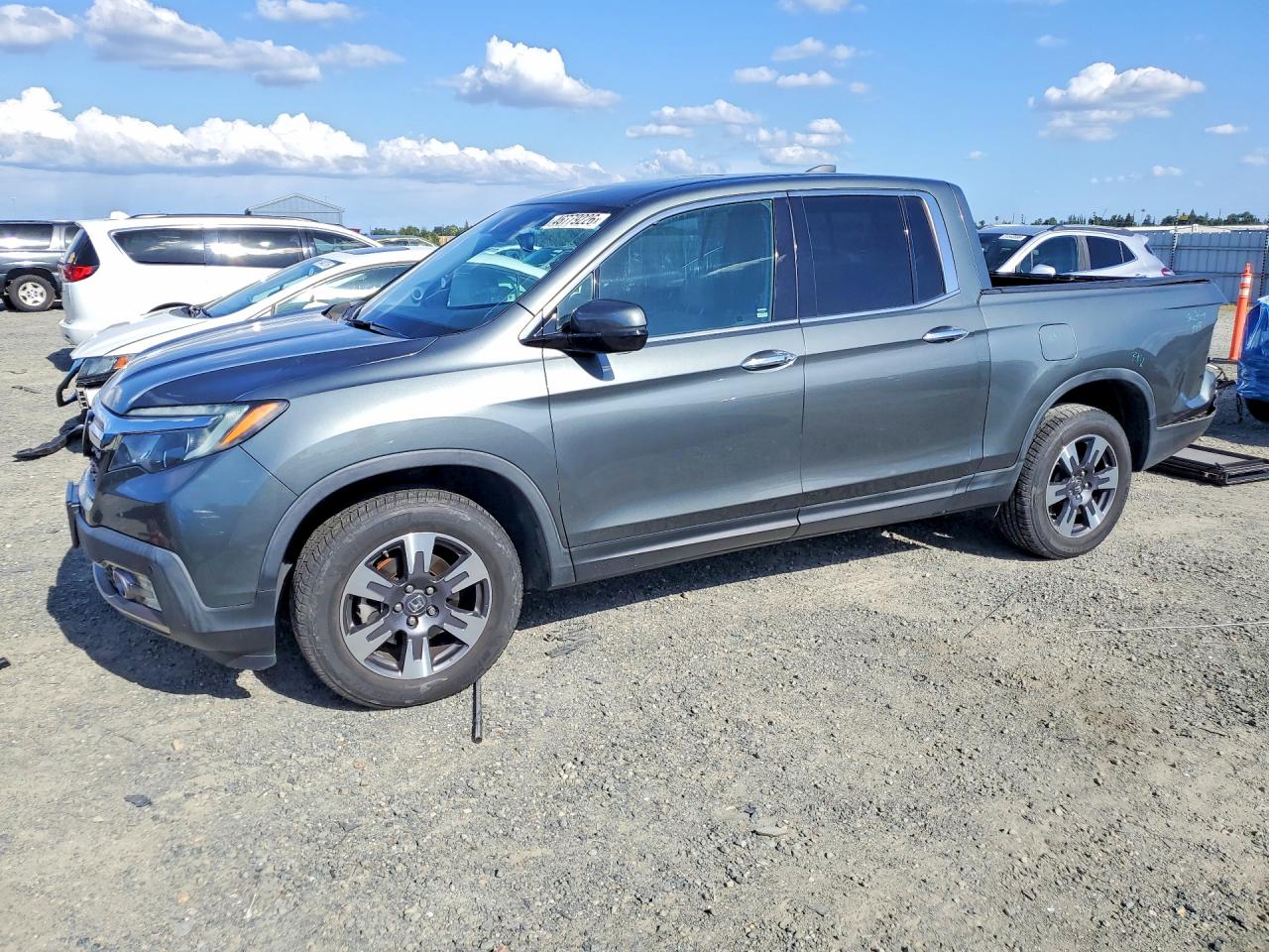 HONDA RIDGELINE 2017