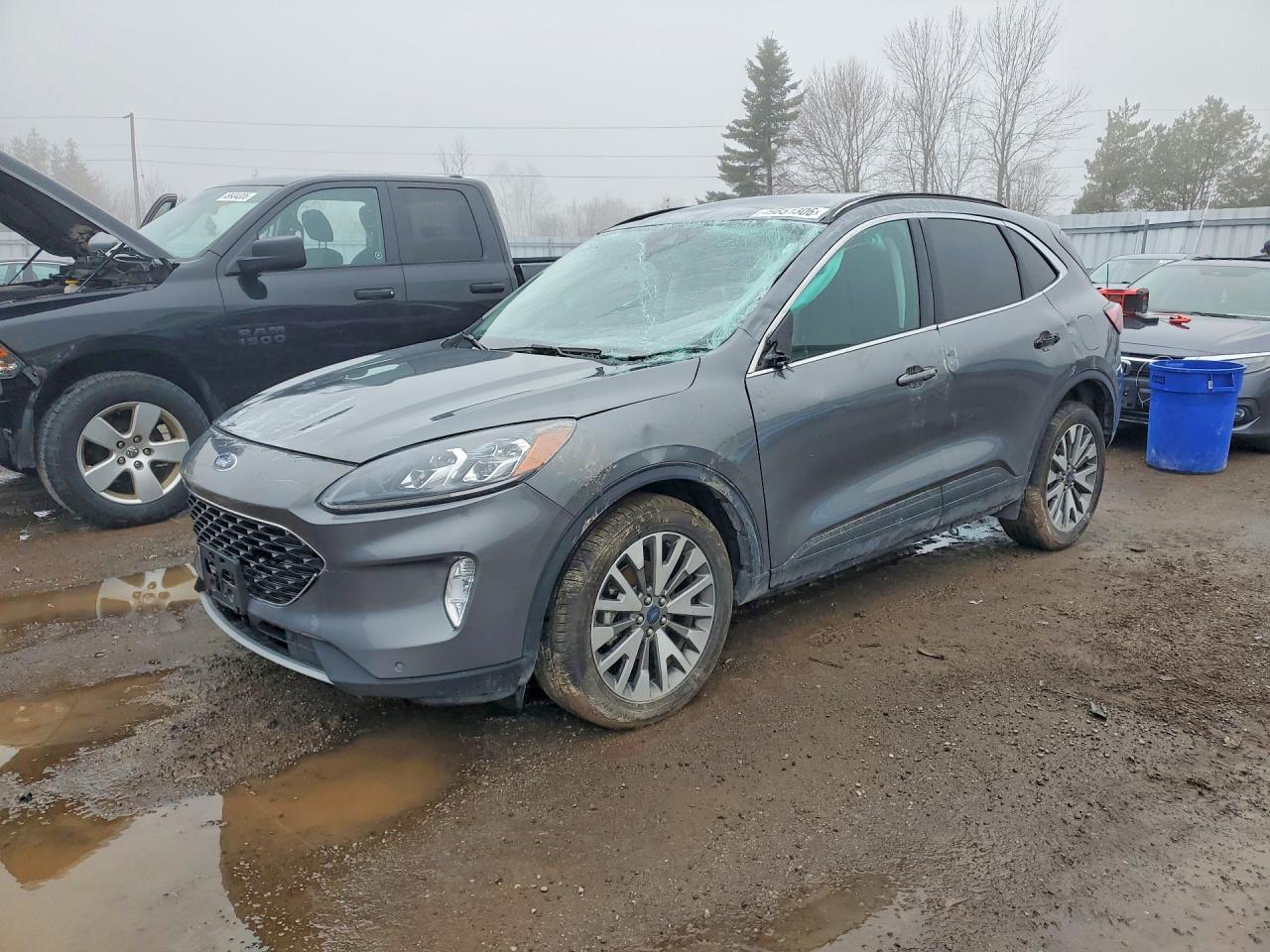 FORD ESCAPE 2022