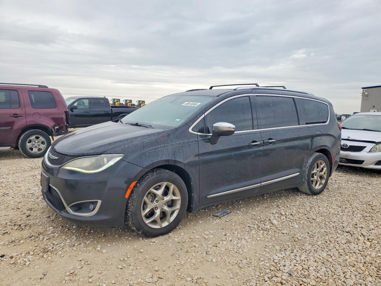 CHRYSLER PACIFICA 2017