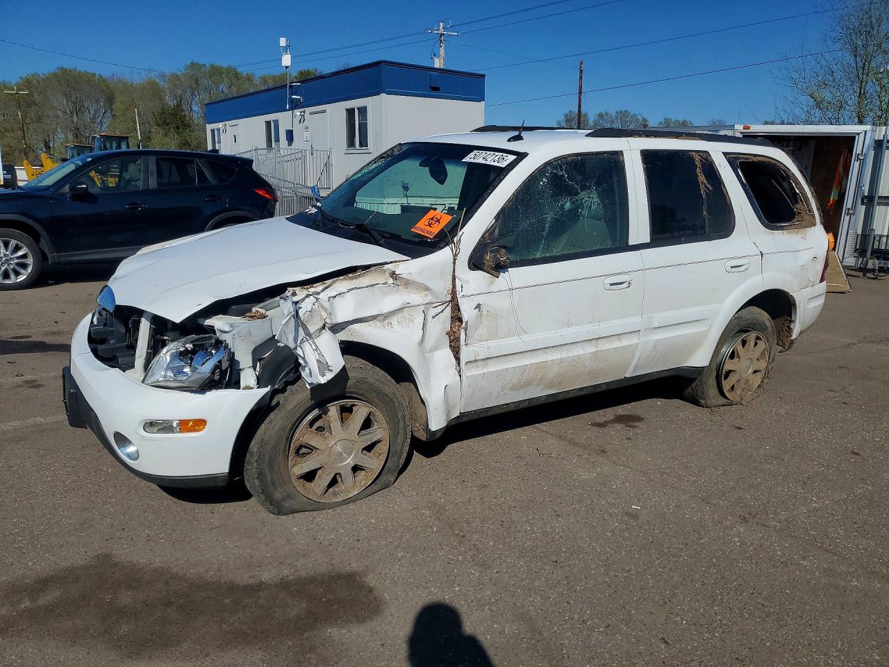 BUICK RAINIER 2004
