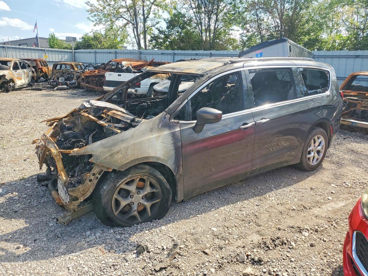 CHRYSLER PACIFICA 2017