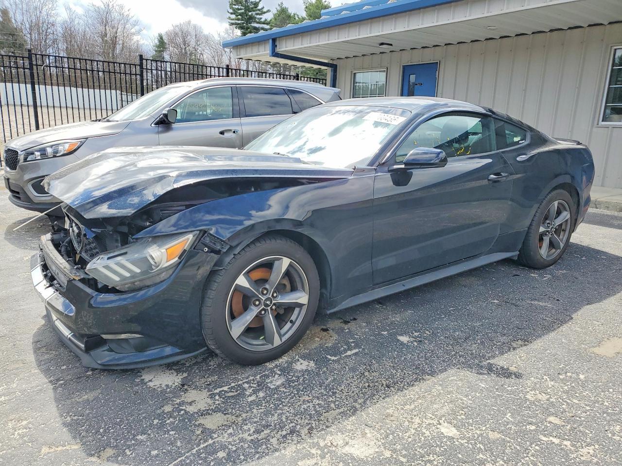 FORD MUSTANG 2015