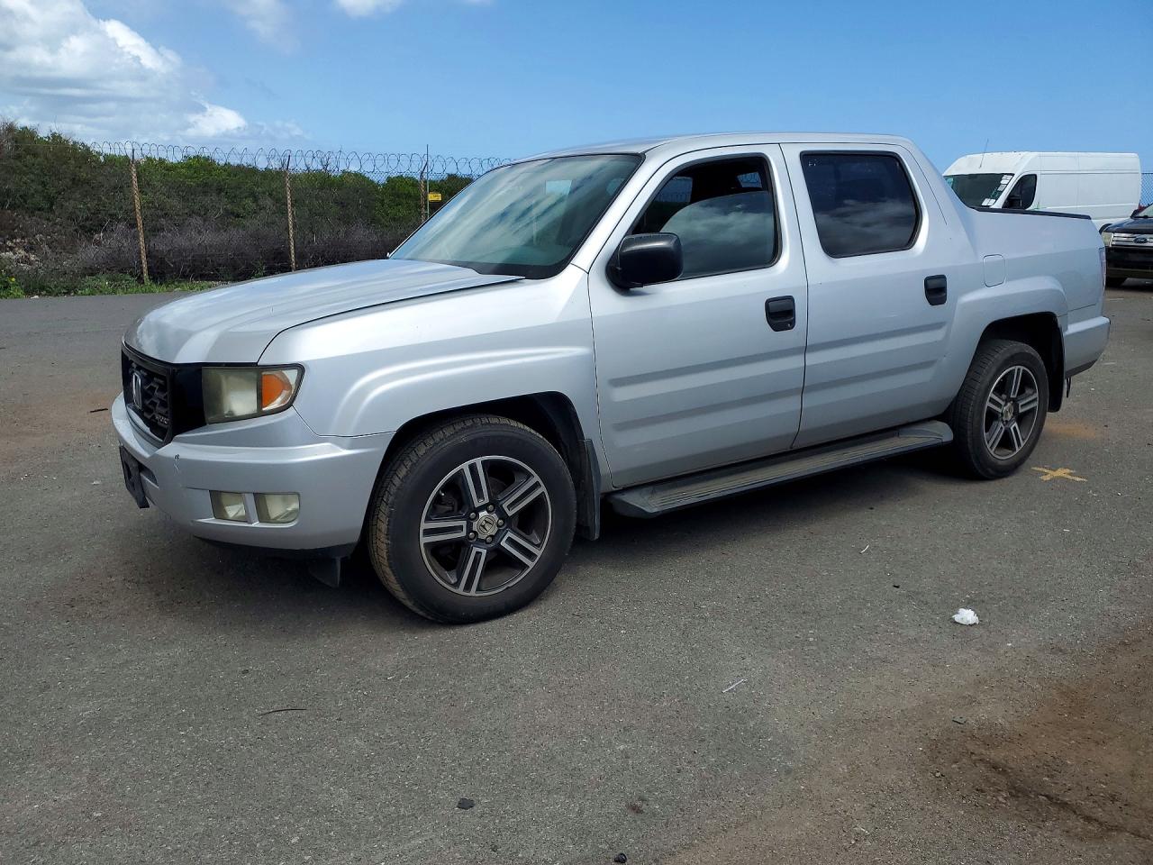 HONDA RIDGELINE 2013