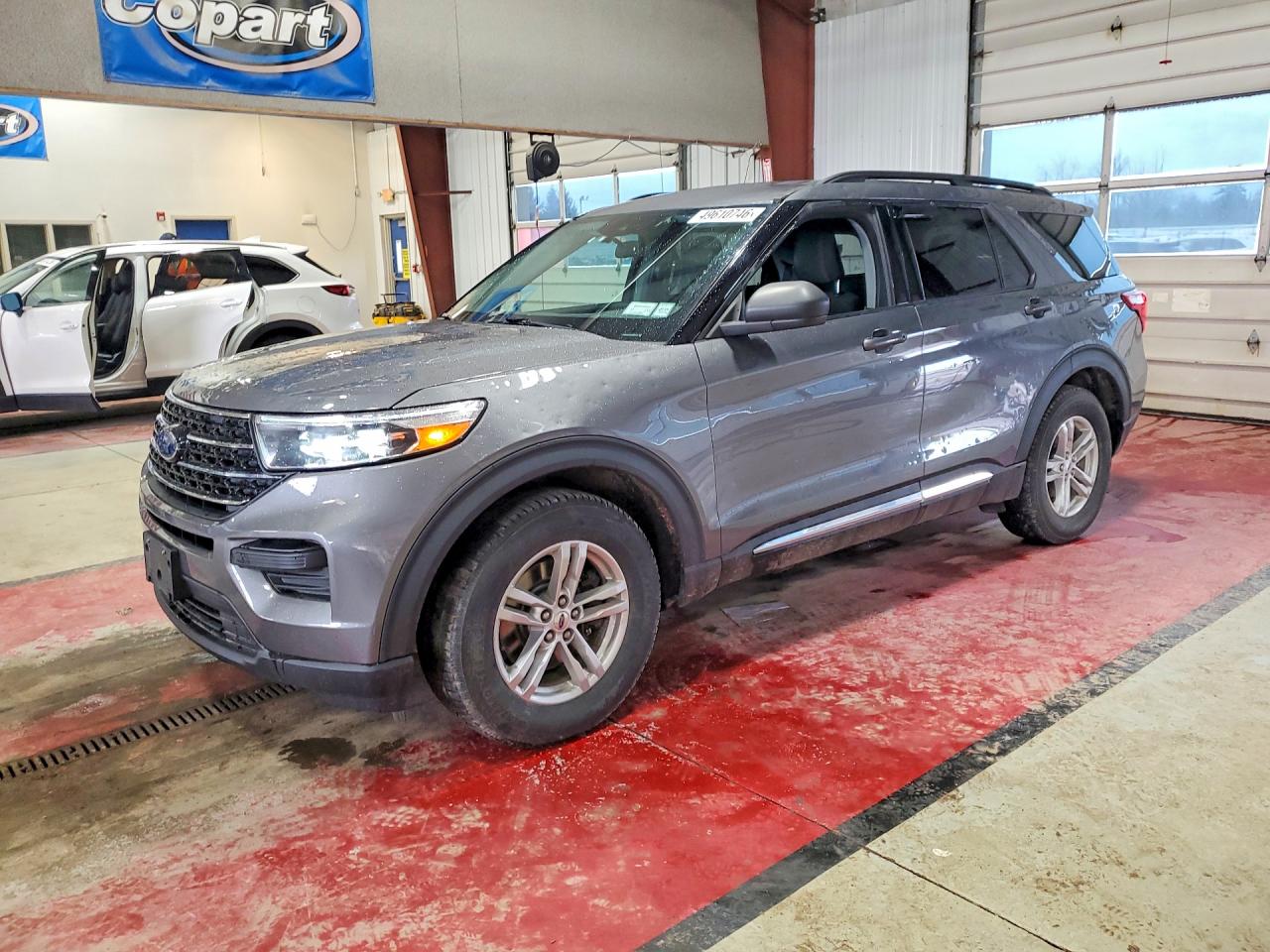 FORD EXPLORER 2021