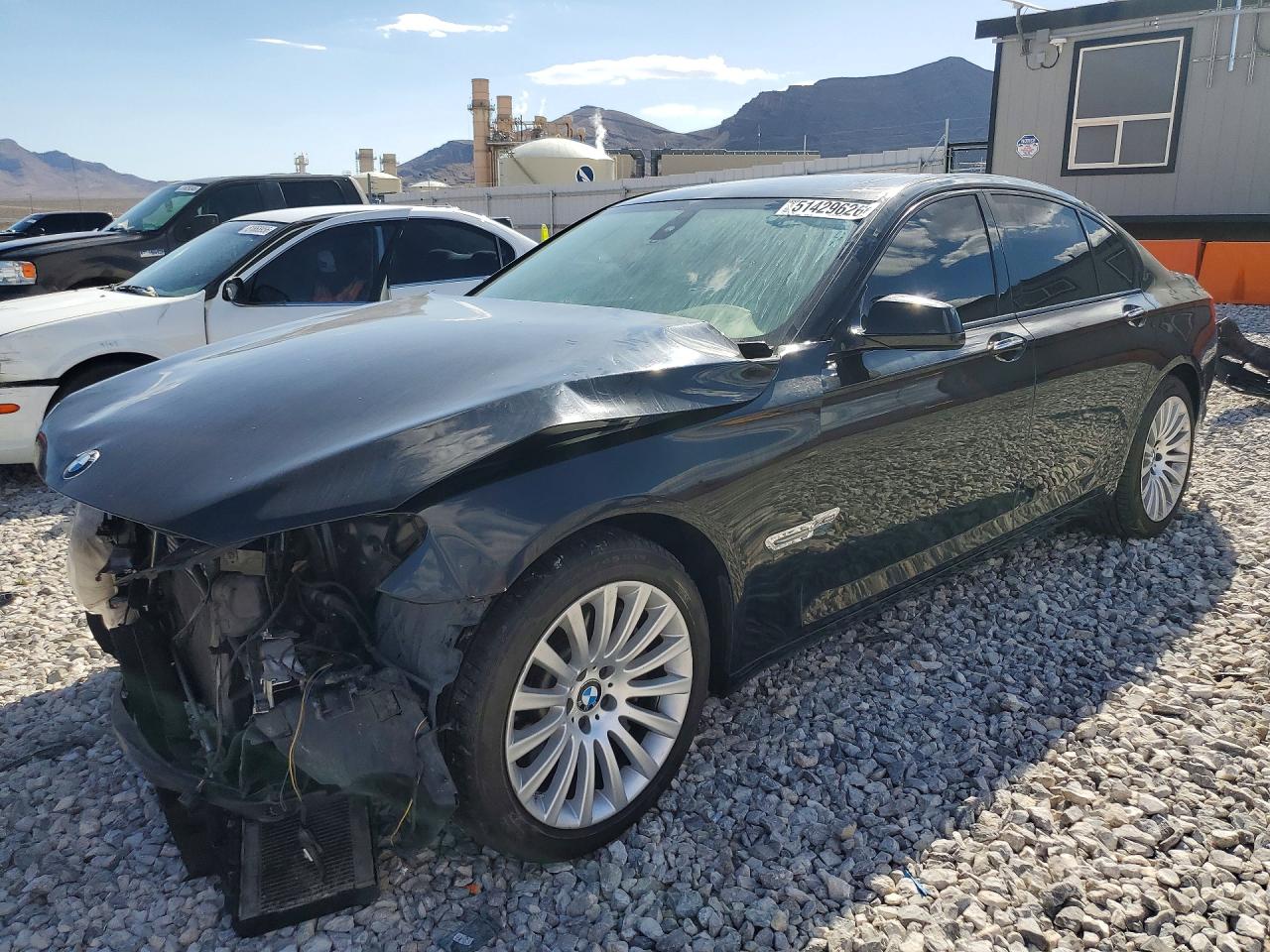 BMW 750 2012