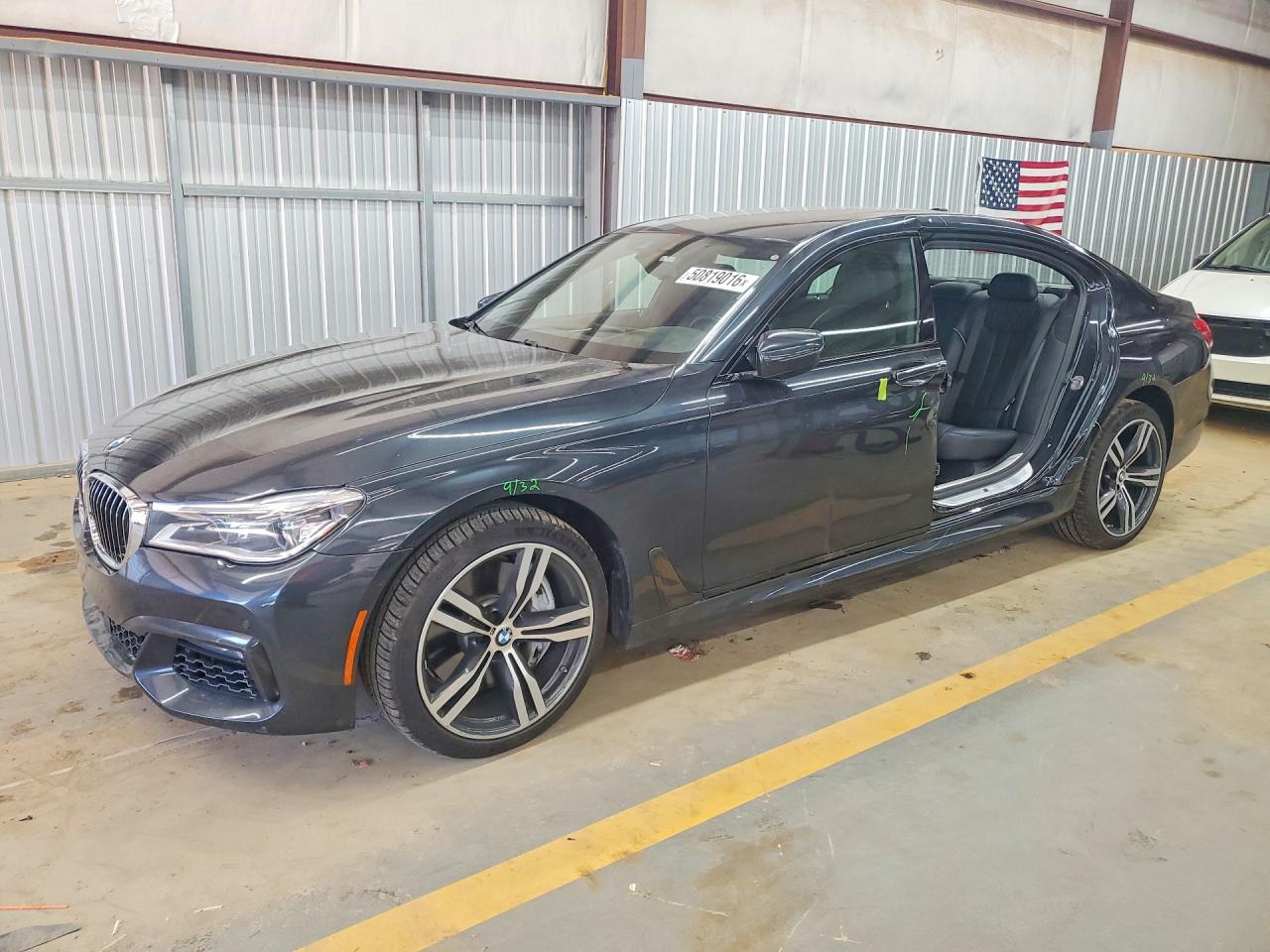 BMW 750 2019