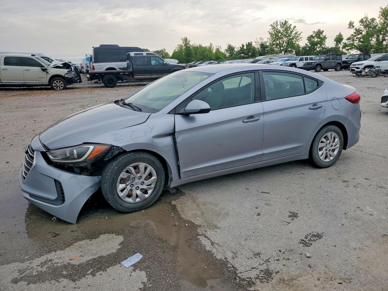 HYUNDAI ELANTRA 2017