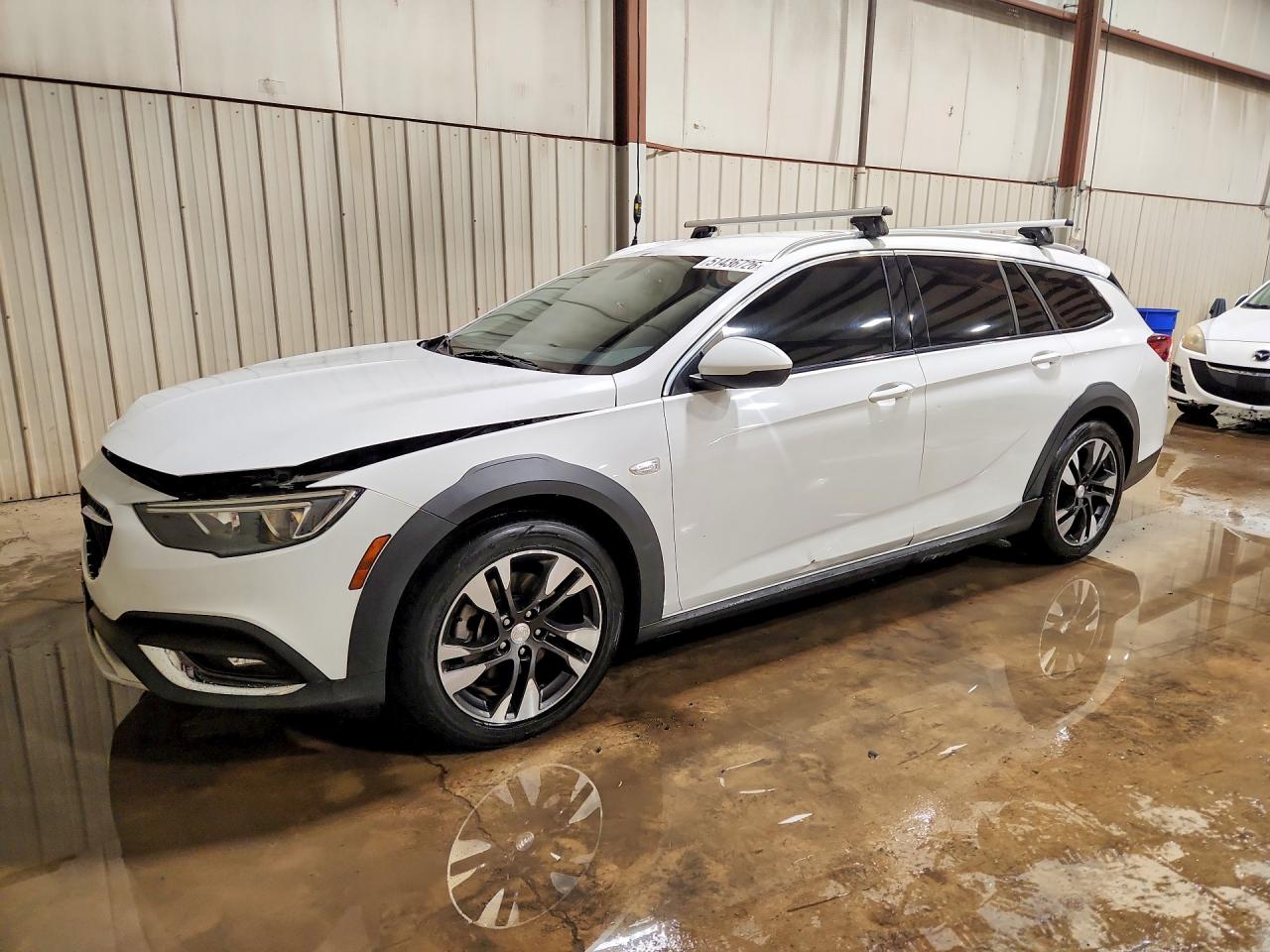 BUICK REGAL TOURX 2018