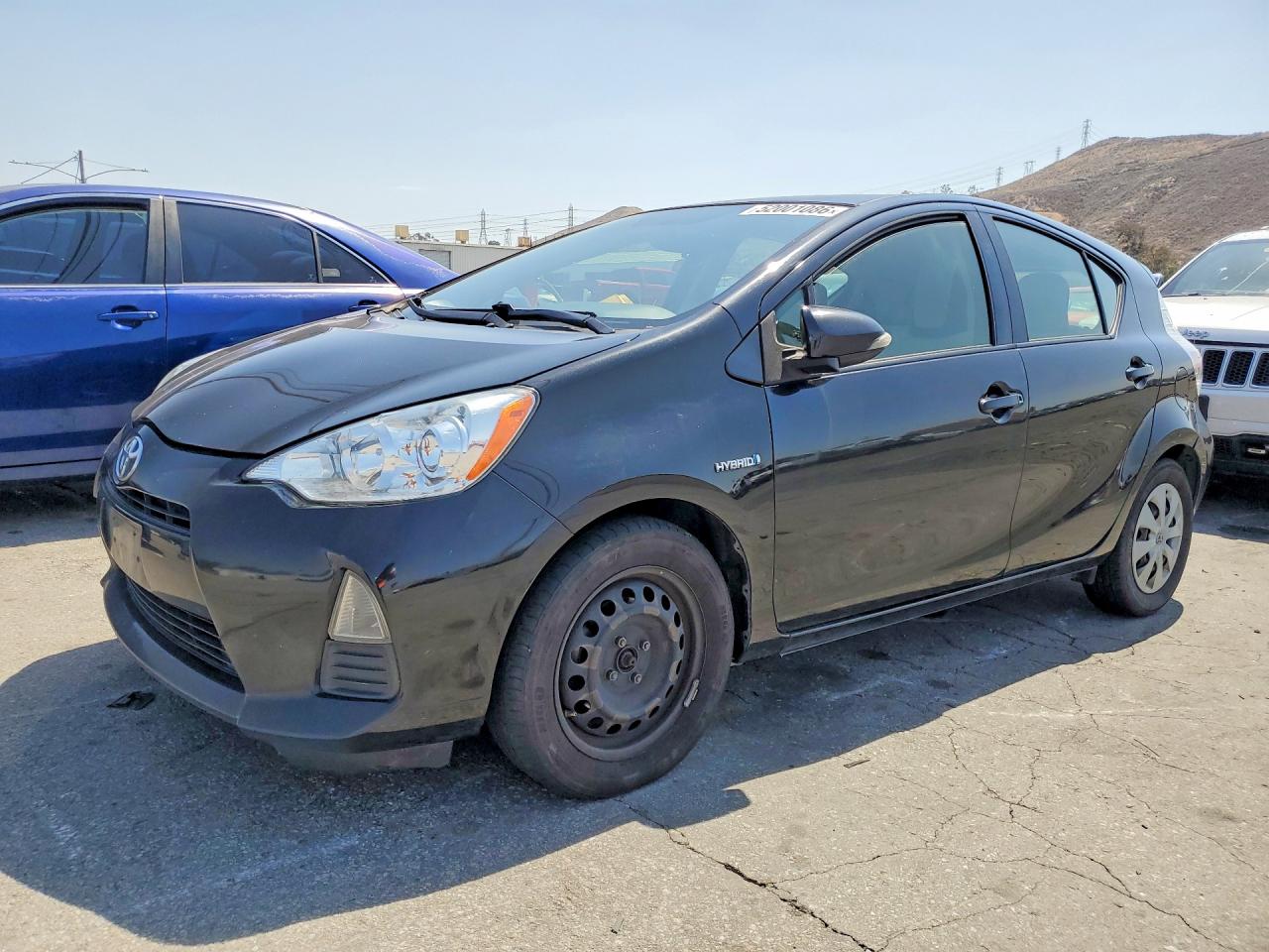 TOYOTA PRIUS C 2012
