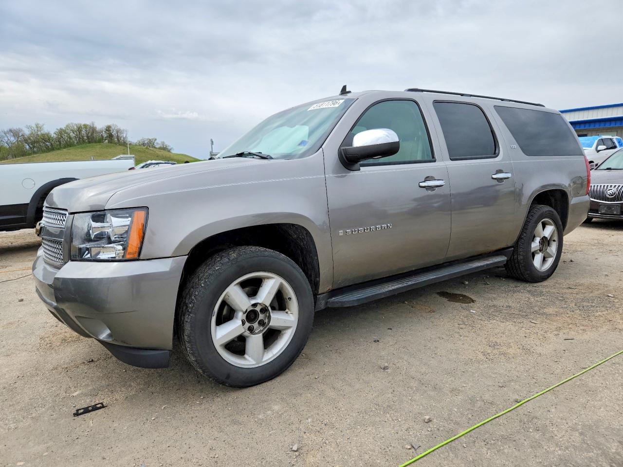 CHEVROLET SUBURBAN 2008