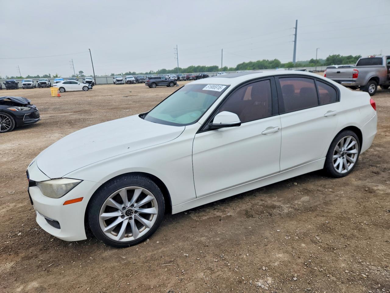 BMW 328 2013