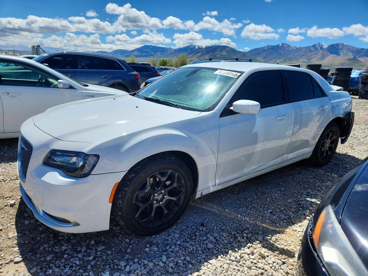 CHRYSLER 300 2019