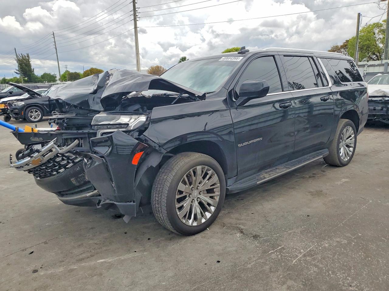 CHEVROLET SUBURBAN 2023