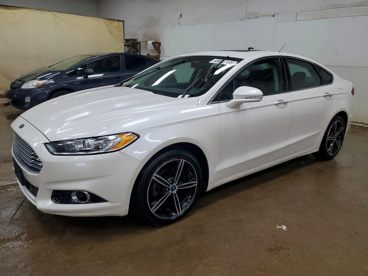FORD FUSION 2016