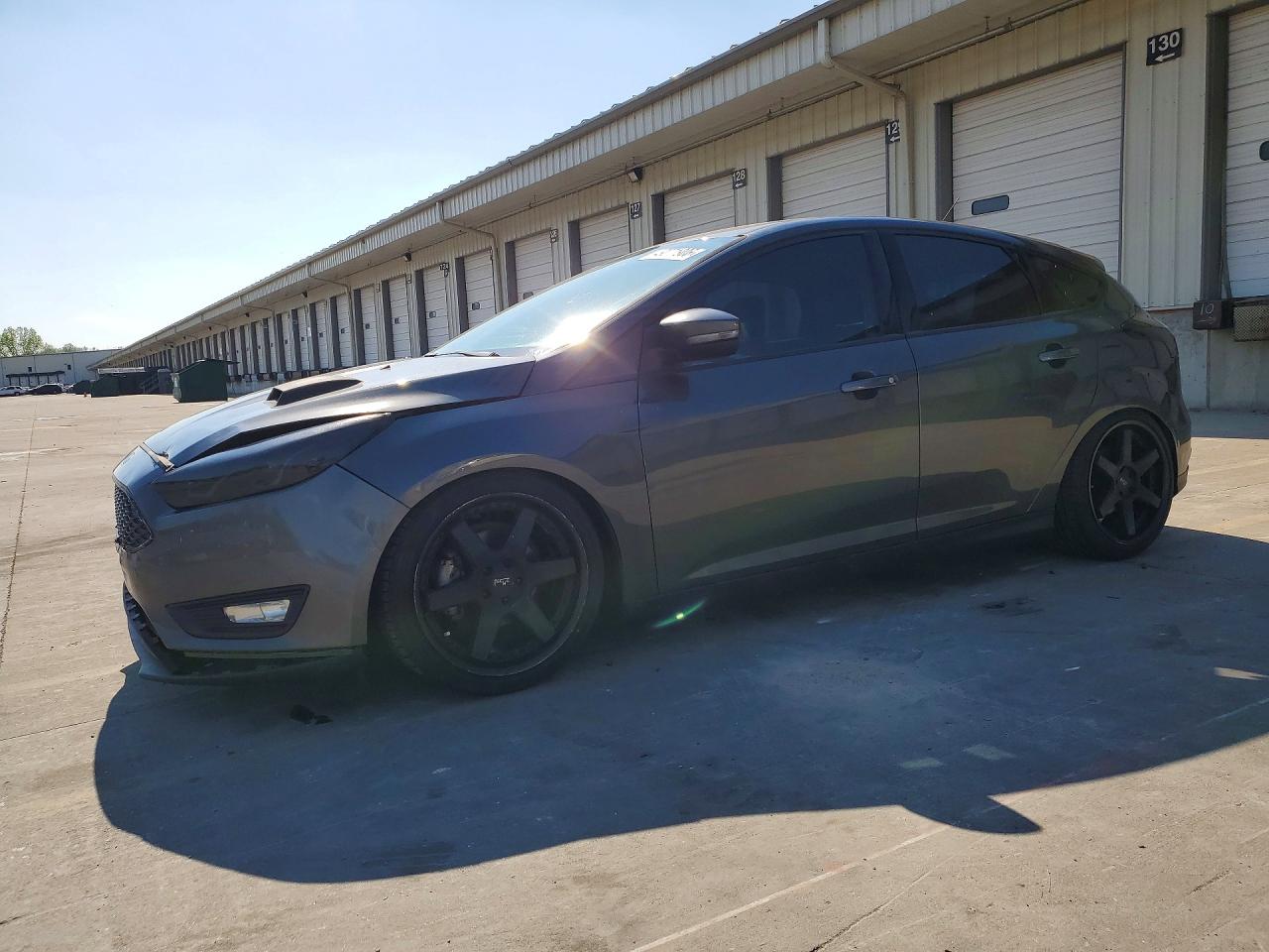 FORD FOCUS 2016